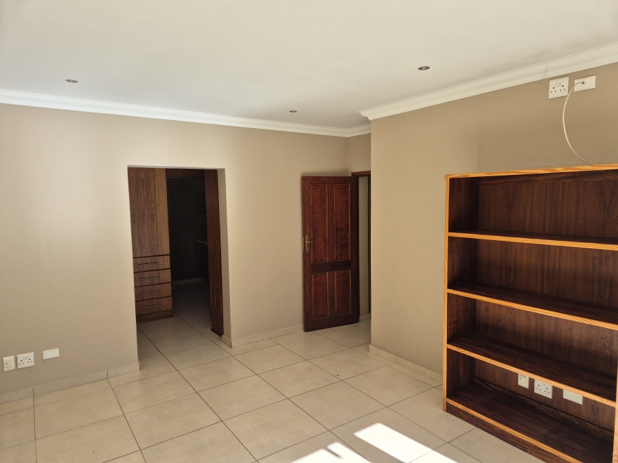 3 Bedroom Property for Sale in Wilkoppies North West